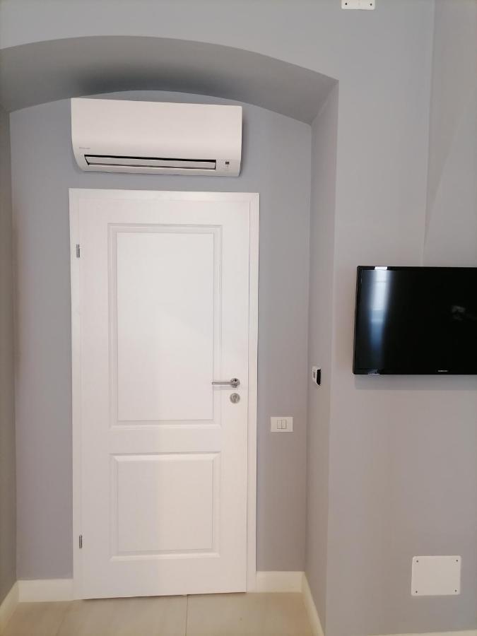 Central Accommodation ทิมิชัวรา ภายนอก รูปภาพ